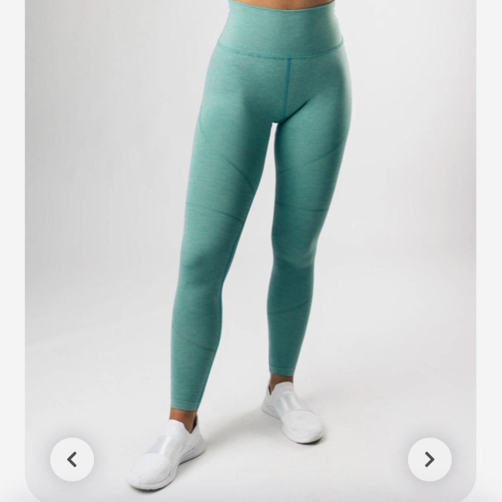 Alphalete leggings